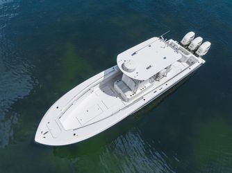 36' Invincible 2010 Yacht For Sale
